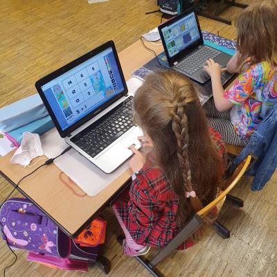 Laptops für eine Schulklasse in Wien